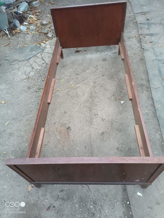 Кровати полуторки бу продам
