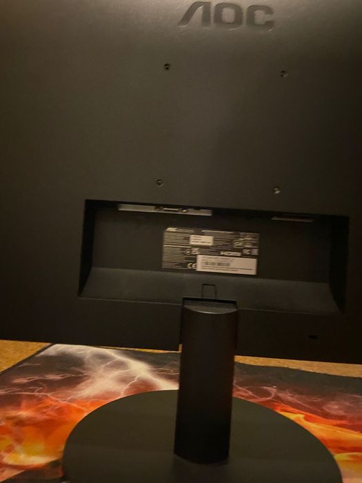 Monitor gamer AOC semi/novo