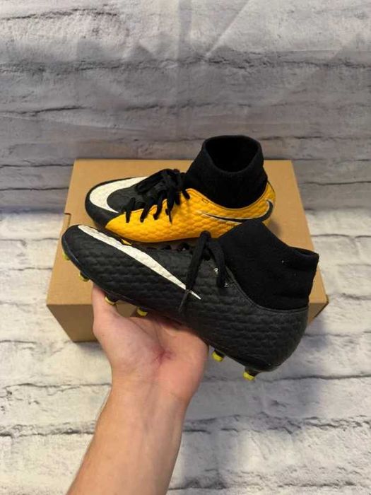 Pomarańczowo czarne Nike Hypervenom Phelon 3 FG - 37.5