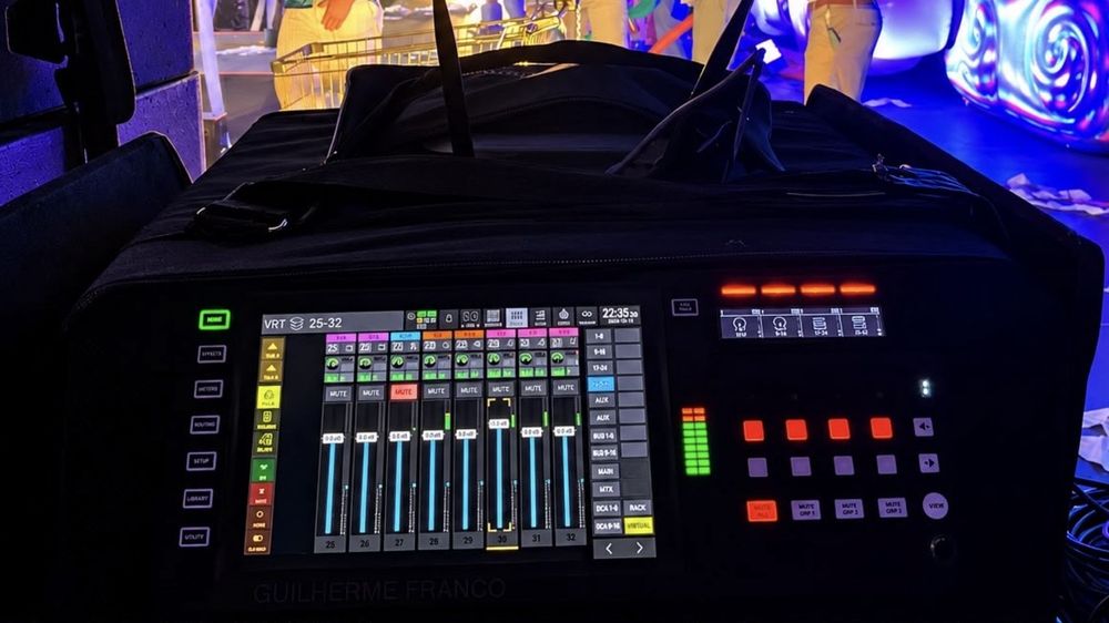 Troco behringer wing rack por behringer wing compact