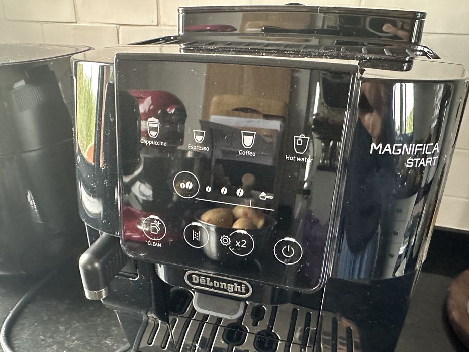 De’Longhi Magnifica Start como novo