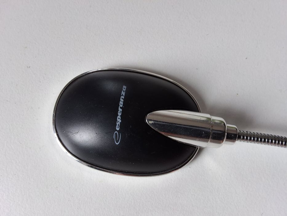 Lampka LED na usb Esperanza