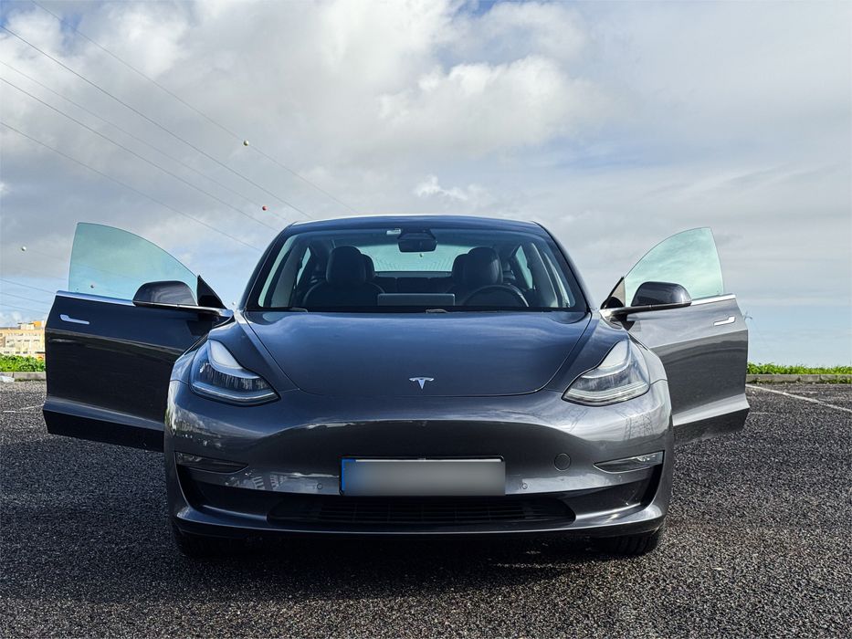 Tesla Model 3 Long Range Dual Motor AWD