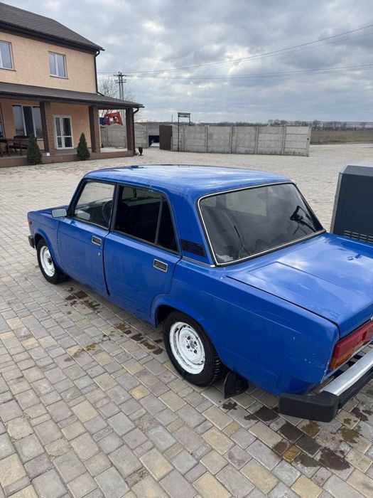 Продам ваз 2105!