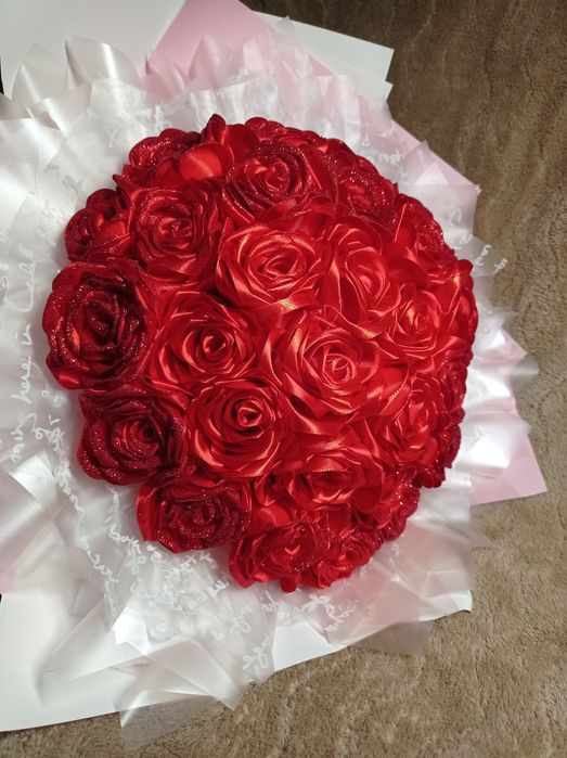 Букет з атласних стрічок