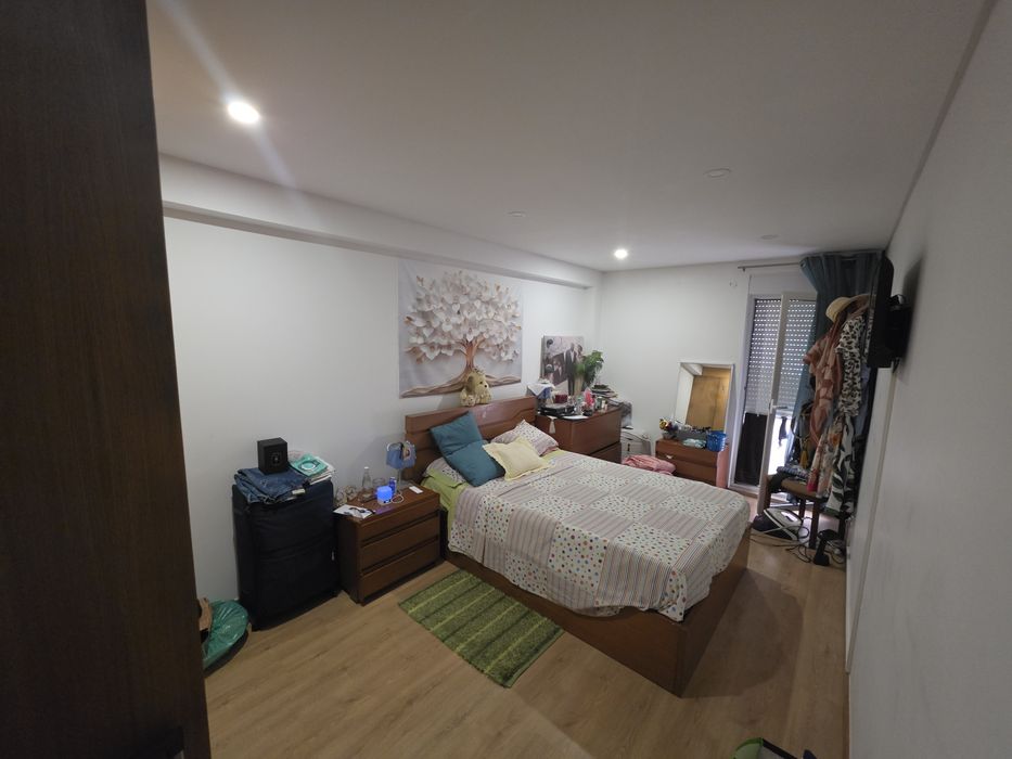 Arrenda-se casa toda t3, 2 casas de banho