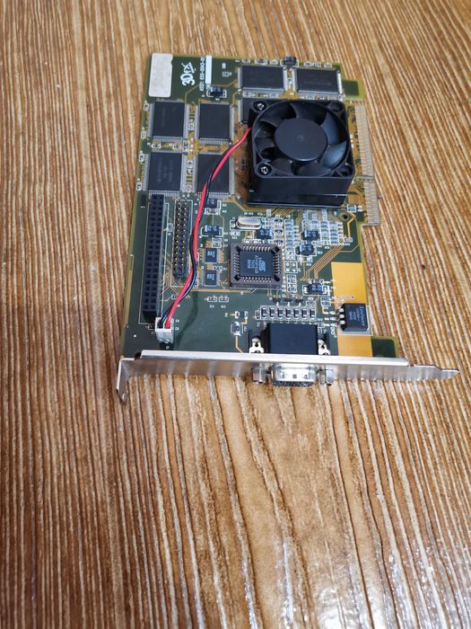 Видеокарта 3Dfx Voodoo Banshee 16Mb