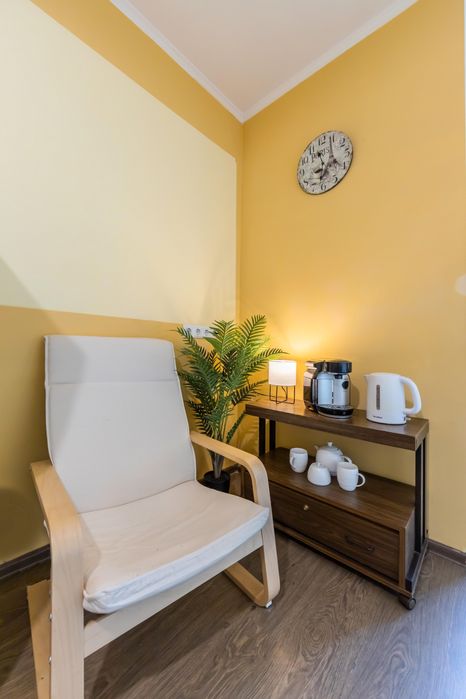 Акція ! Посуточно почасово кв центр Лівобережної МВЦ Комод