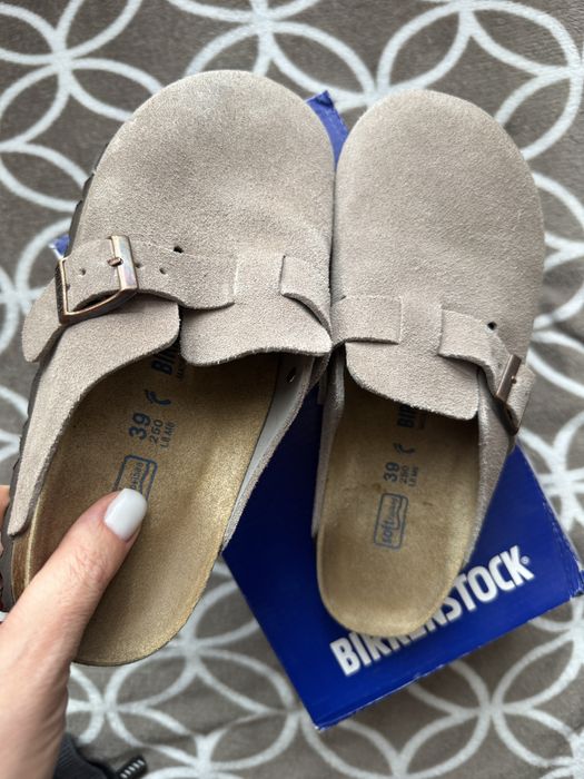 BIRKENSTOCK , колір беж- капучино розмір 39(24,5)