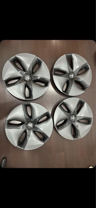 4 Tampões / Tampão Jantes 18 Tesla Model 3 - Originais