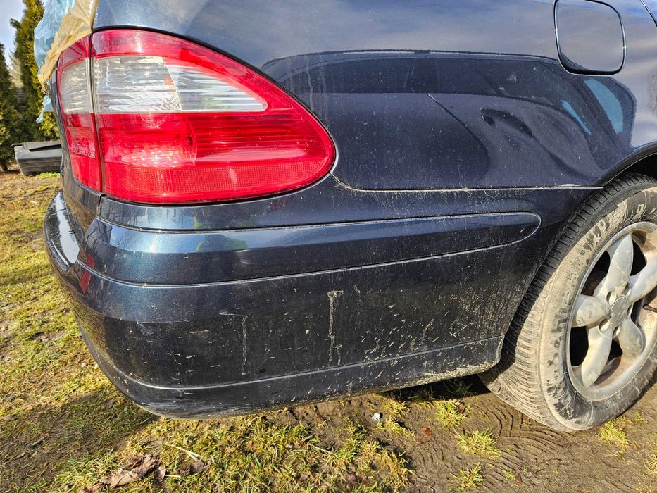 Mercedes E klasa w211 kombi zderzak tył tylny  189