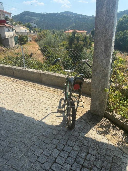 Bicicleta antiga