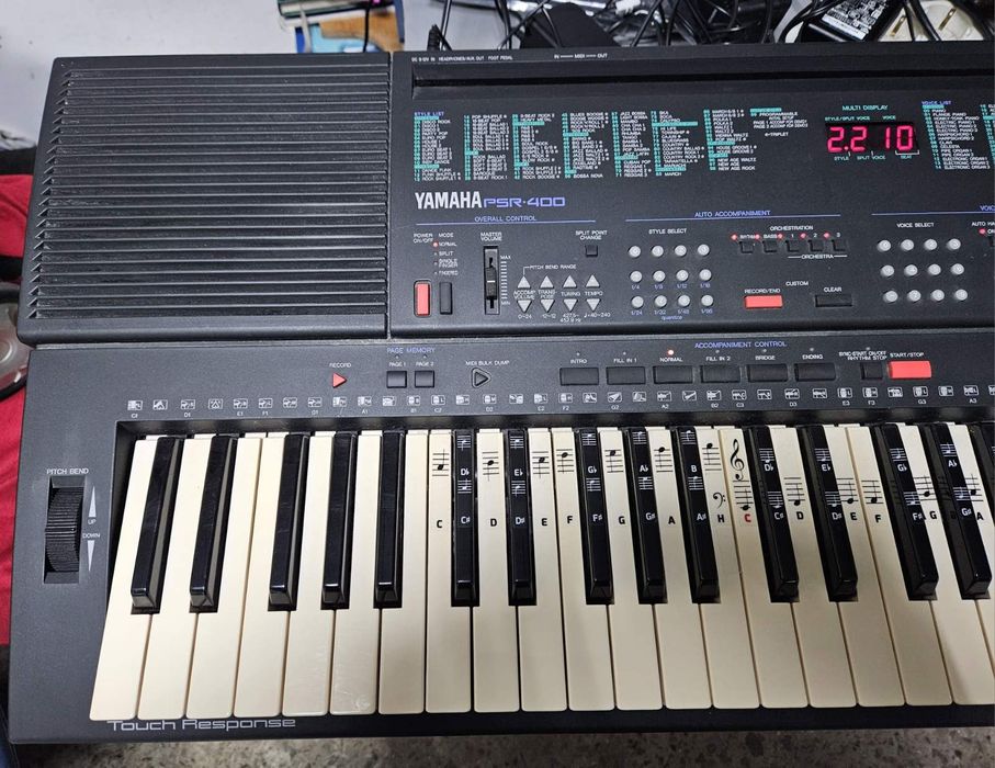 Синтезатор Yamaha PSR-400