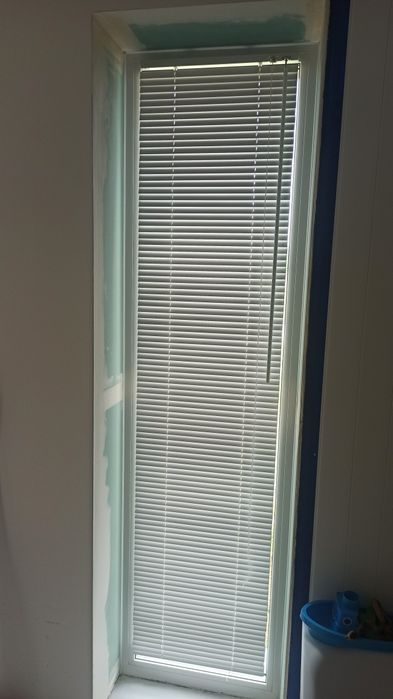 Żaluzja biała drewniana 52 x 220 cm nowa