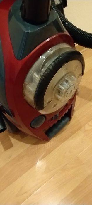 Пылесос "Эленберг"