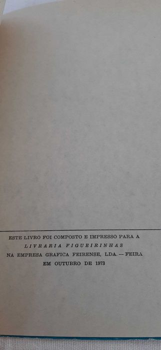 Uma Mão Cheia de Nada Outra de Coisa Nenhuma - Irene Lisboa