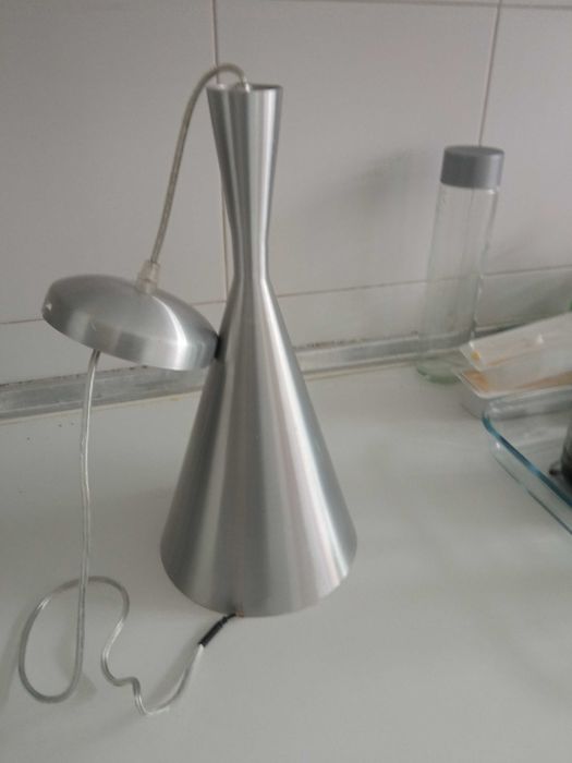 Selling a candlestick, 1 or 2 units