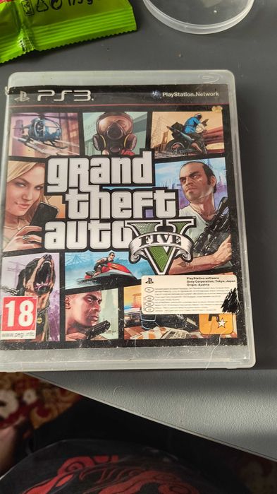 Gta v (ps3) (drobne zarysowania)