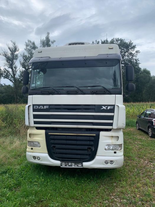 Daf xf 105.460 naczepa bodex