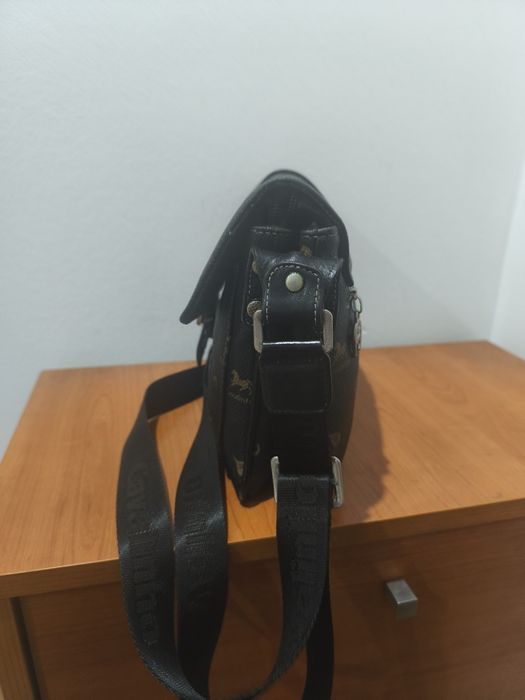 Mala  da marca Cavalinho