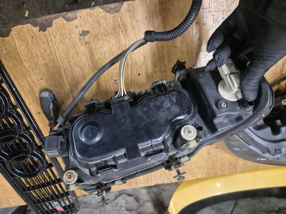 Biled Audi a3 s3 8l lampy przód hella biled lampy przednie