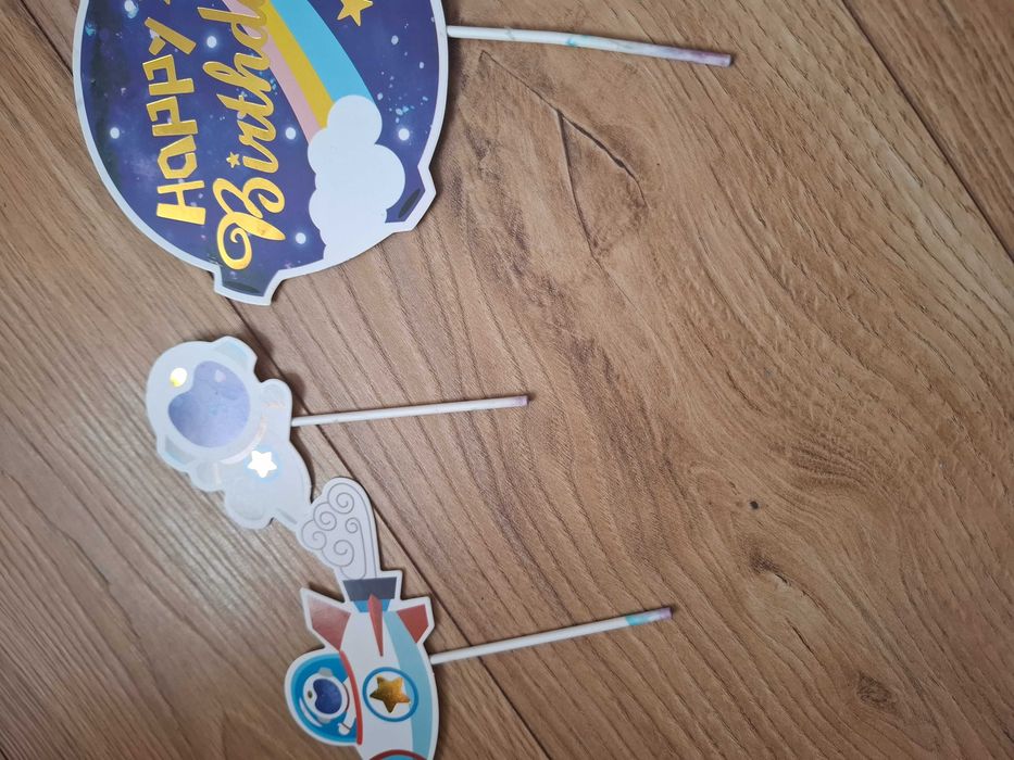 Topper na tort,kosmos,planety,zestaw