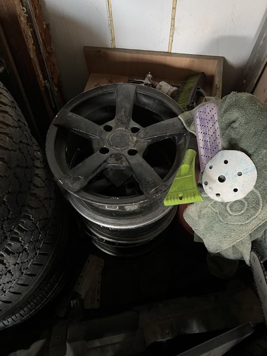 Продам титаны R15