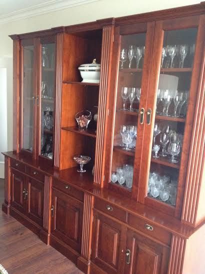 móvel de casa jantar "cristaleira"