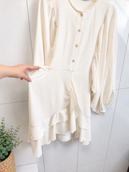 Zwiewna sukienka ecru boho falbany uniwersalna S-XL