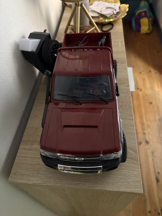 Carrinha telecomandada