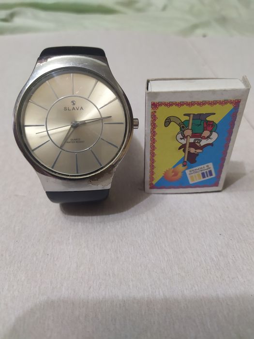 Часы наручные SLAVA кварцевые,в рабочем состоянии 120 грн.