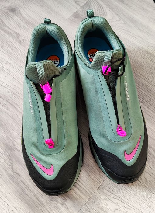 Продаю нові кросівки NIKE