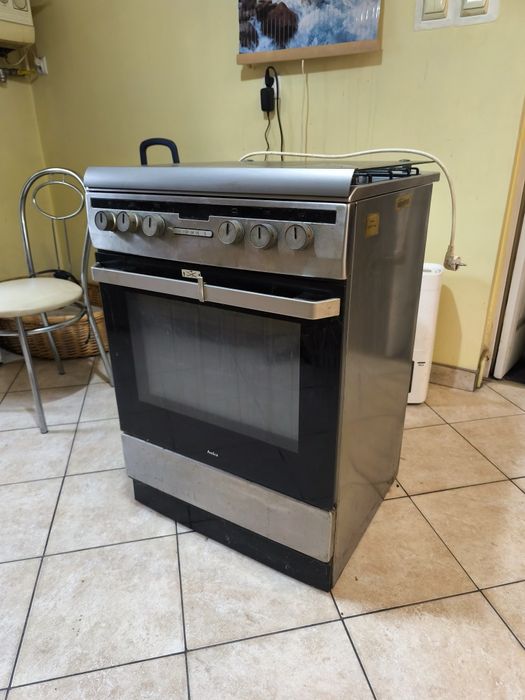 Kuchnia gazowo-elektryczna