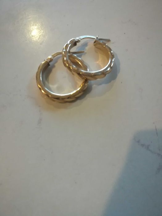 Złote kolczyki jak nowe, 585, 1,66g, 20mm średnica, nie złom.