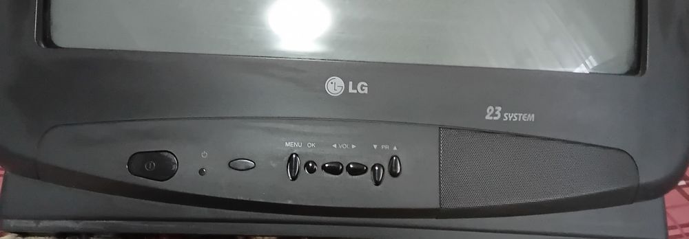 Продам телевизор LG  (CF 20E 20B).в рабочем состоянии