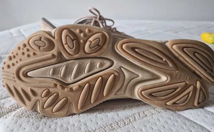 Sneakersy damskie Adidas Ozweego – beżowe, rozmiar 38 2/3 (24,5 cm)