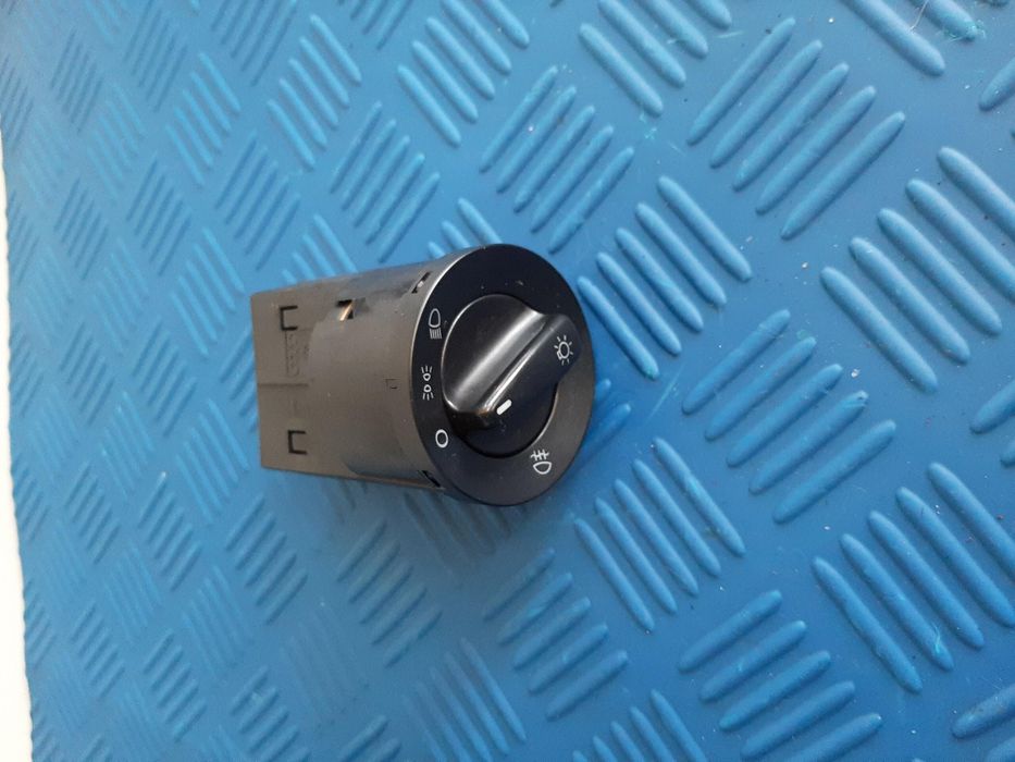 Блок управління освітленням Volkswagen 1C0941531
