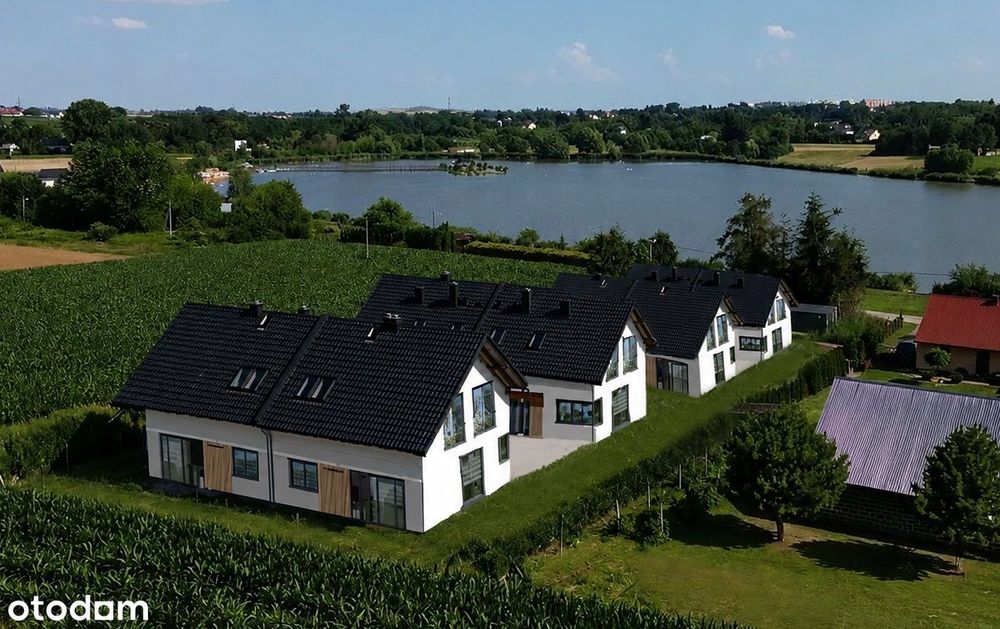 Dom bliźniak nad zalewem w Januszowicach