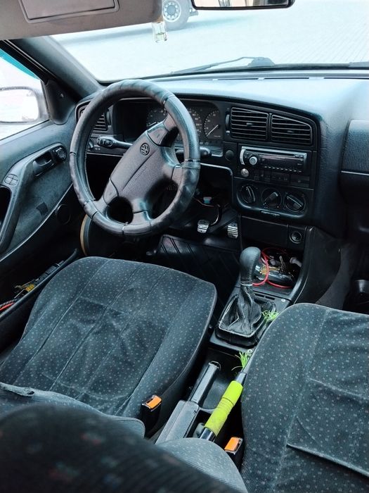 Продам надійне авто.