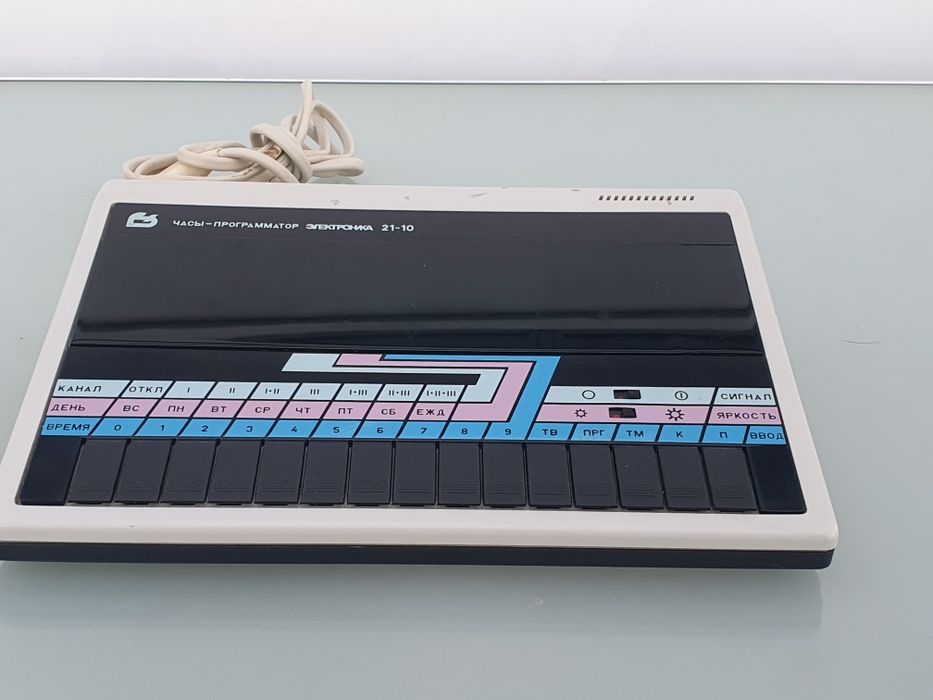 Radziecki programator czasowy ELEKTRONIKA 21-10