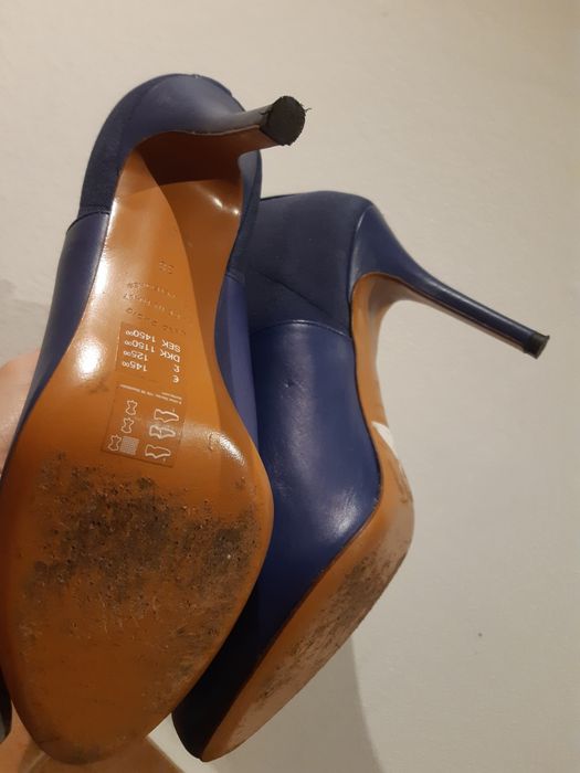 Piekne niebieskie buty Vero Cuoio