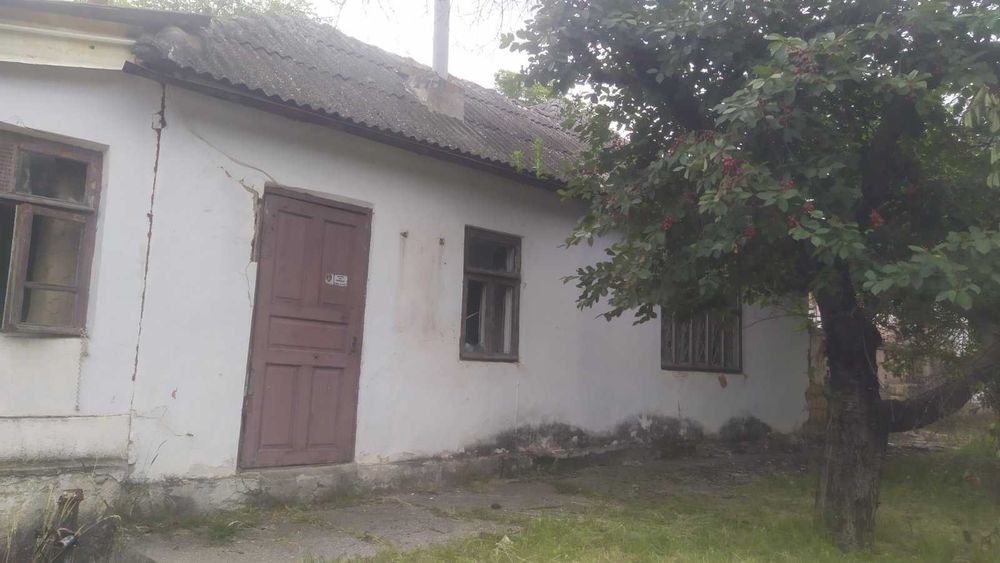 Нежитлова будівля