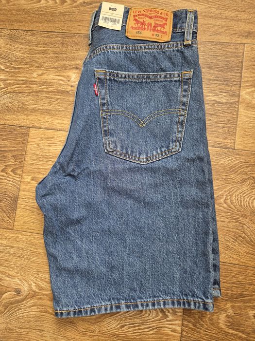 Нові чоловічи шорти Levi's 454 (32/33)