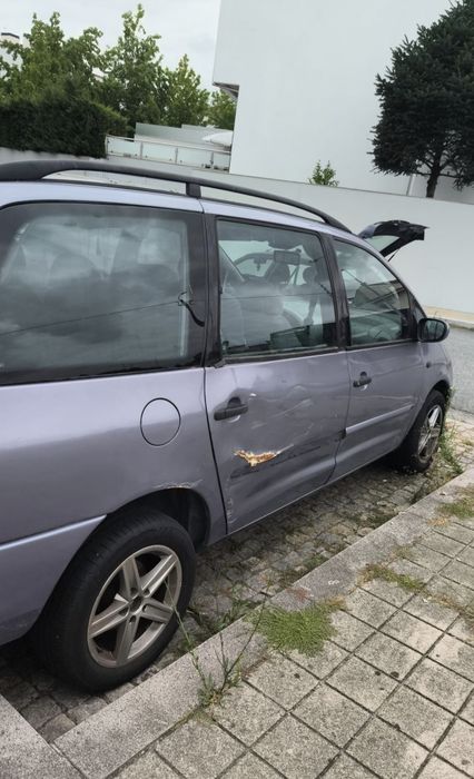 Vendo Ford Galaxy