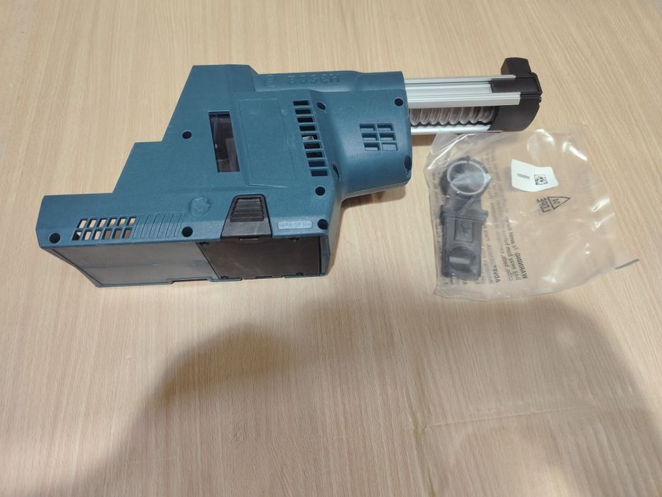 Bosch GDE 18v-16 odsysacz pyłu do młotowiertarek