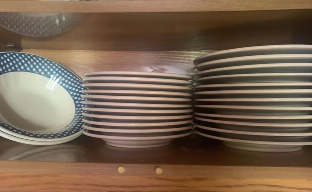 Complete set of ceramic plates64585190892289122