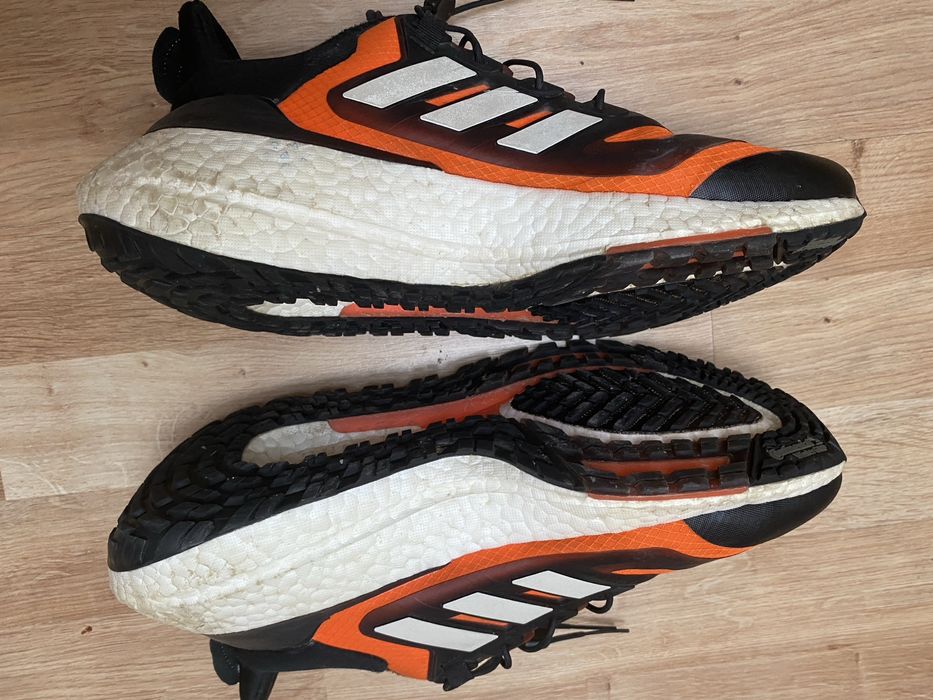 Кросівки чоловічі 42 р