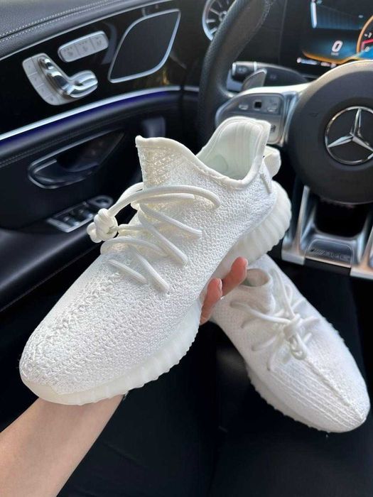 Кроссовки Adidas yeezy boost 350 V2 Full White/Кросівки Жіночі Адідас Ізі/Останній 36 розмір