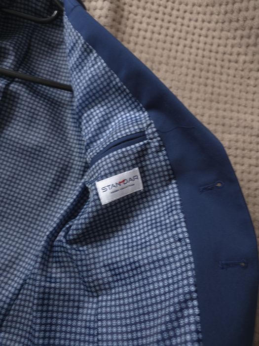 Garnitur chłopięcy 134,  1 raz założony, koszula gratis