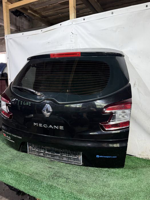 Кришка багажника renault megane 3 рено меган ляда двері